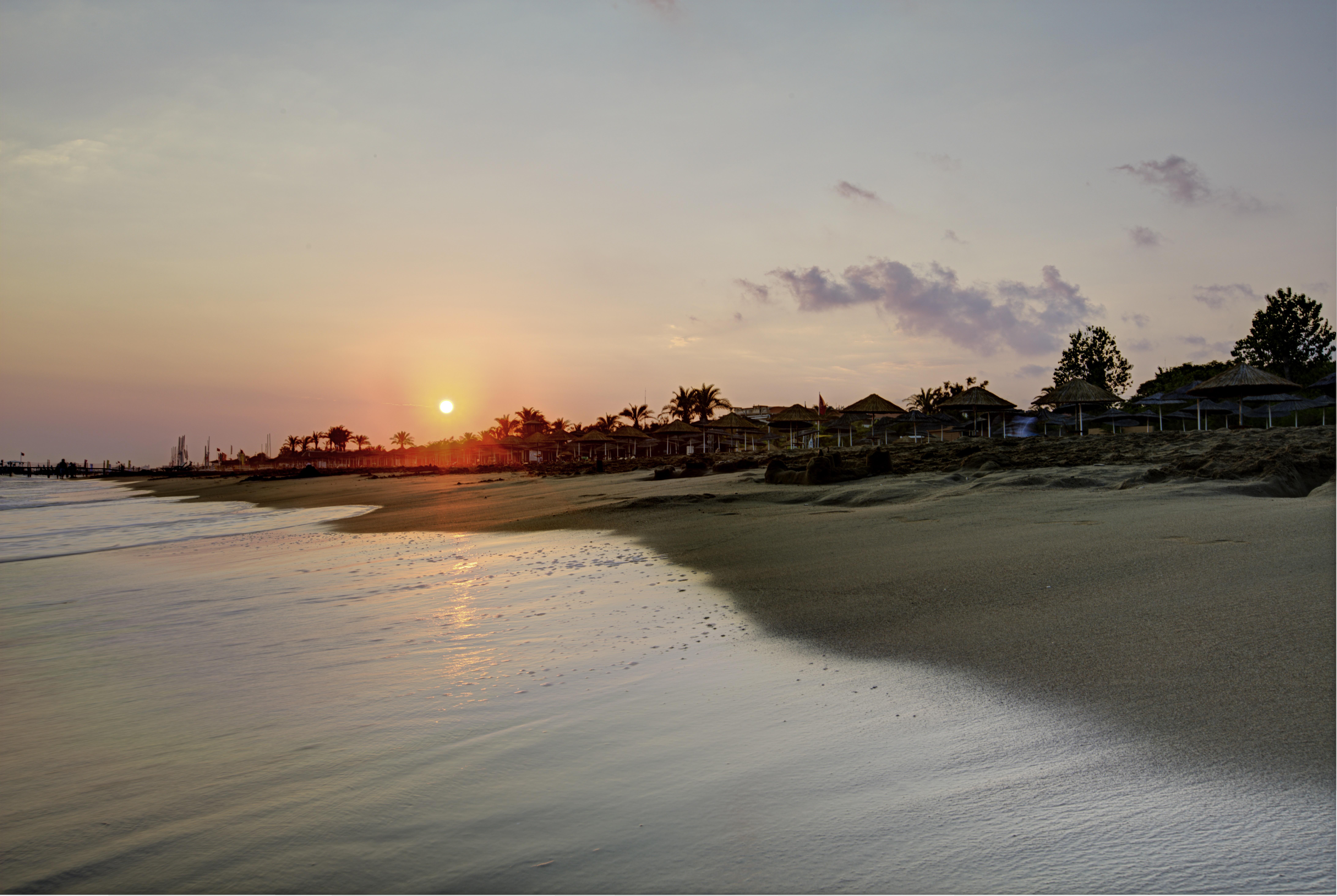 אנטליה Asteria Family Resort Belek מראה חיצוני תמונה Sunset at the beach