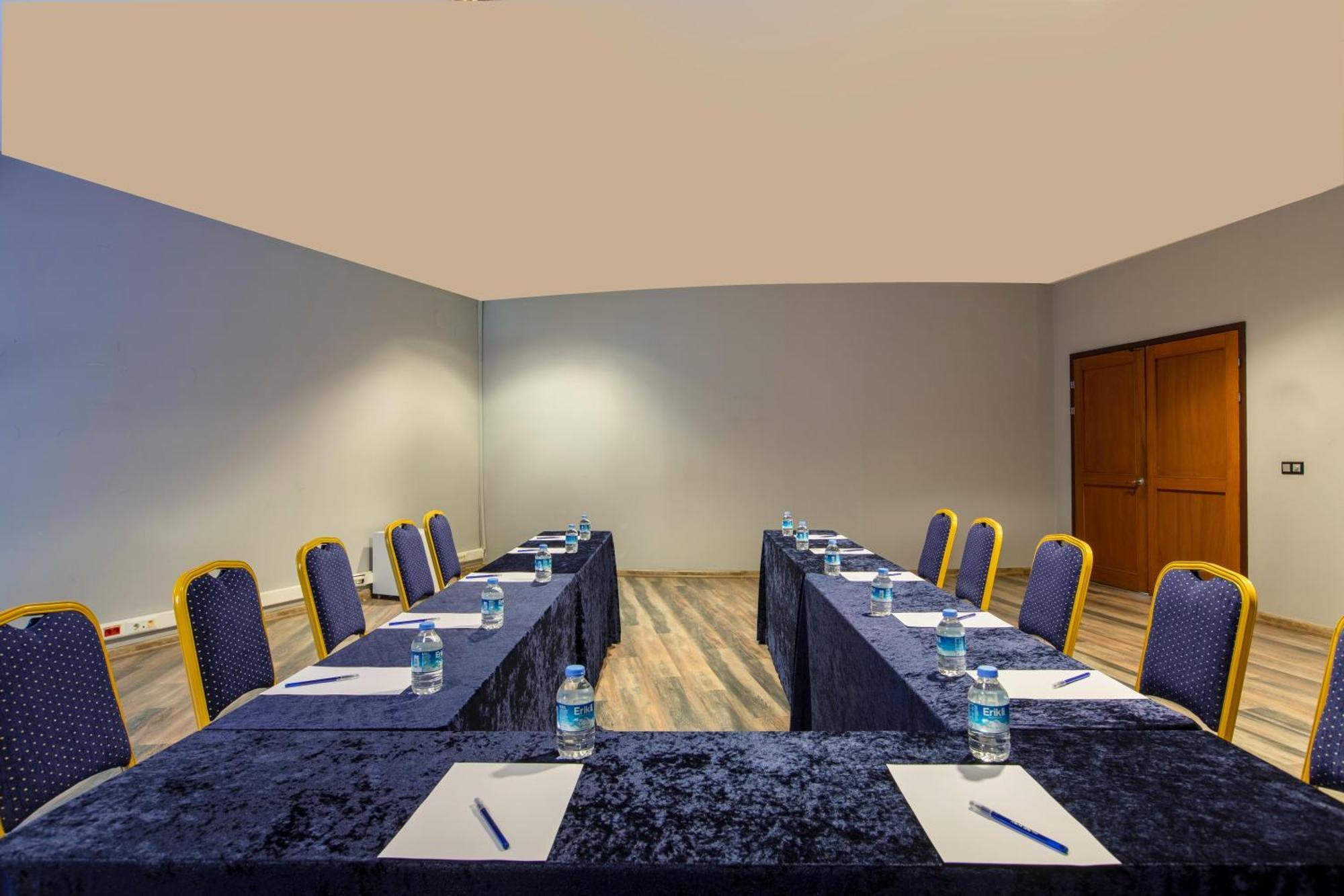 אנטליה Asteria Family Resort Belek מראה חיצוני תמונה Meeting room